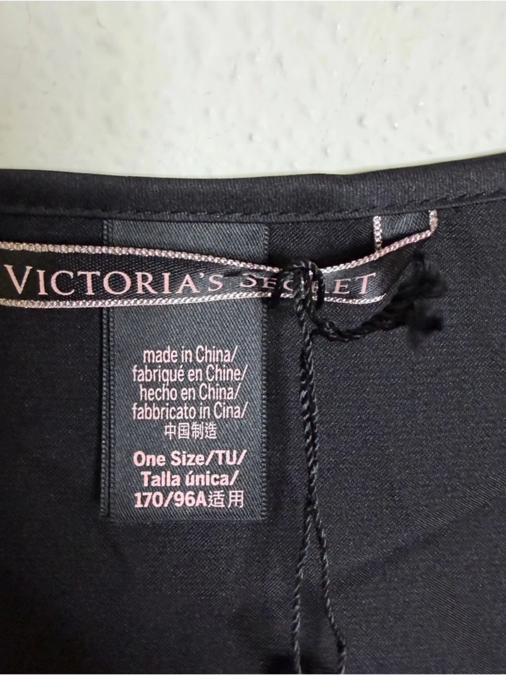 New Victoria's Secret Black Satin Kimono Robe short sleeve Love one size